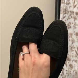 CHANEL Vintage Chic Black Loafers